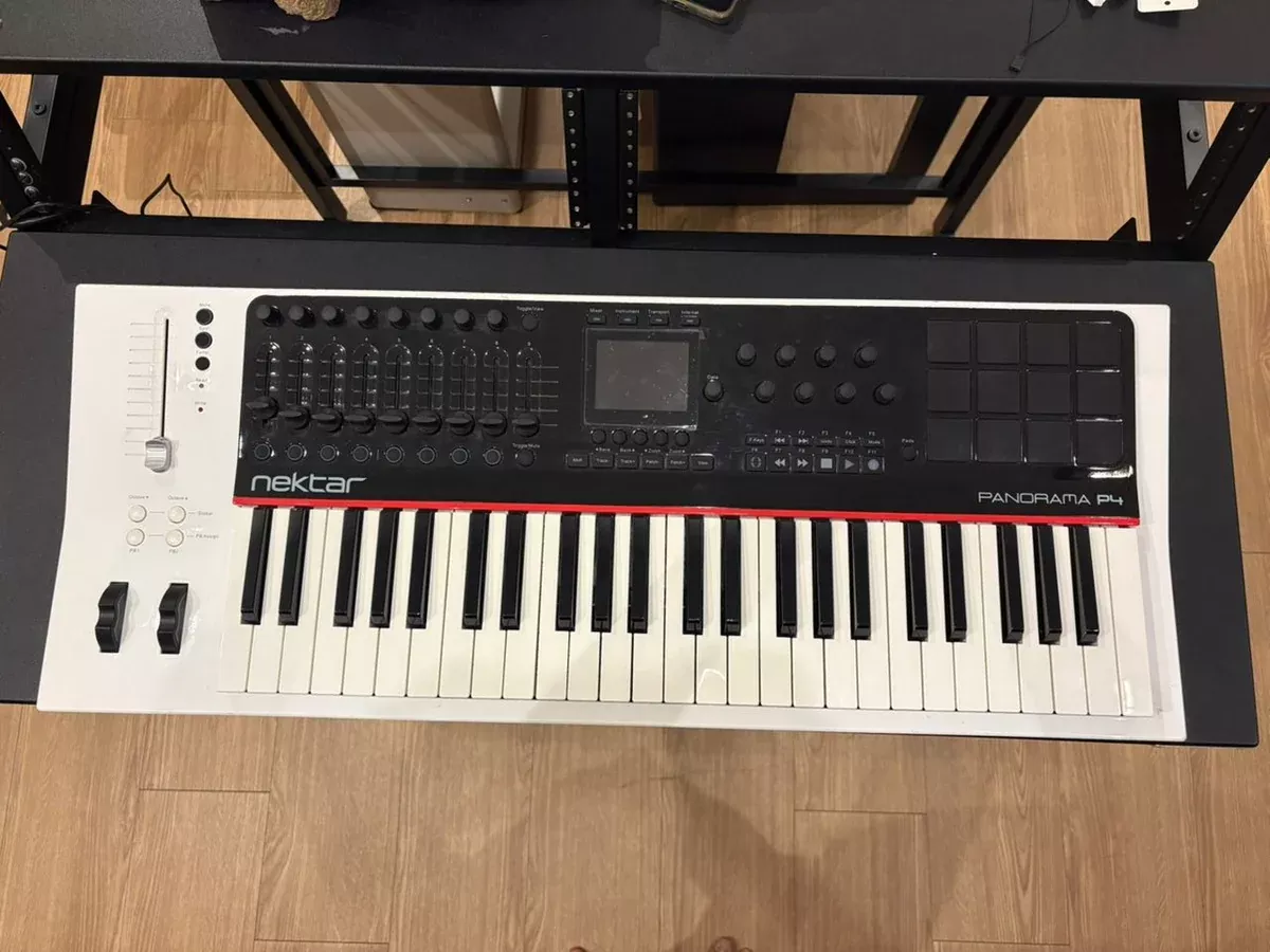 B STOCK (BS-466) Nektar Panorama P4 49-key MIDI Controller Keyboard