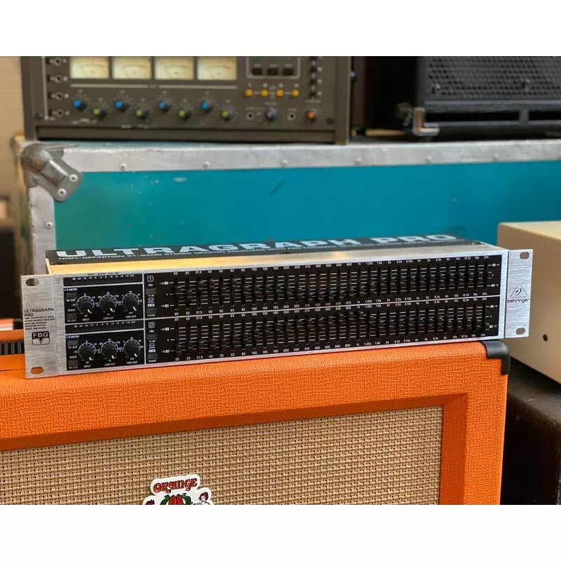Behringer Ultragraph Pro FBQ3102HD EQ