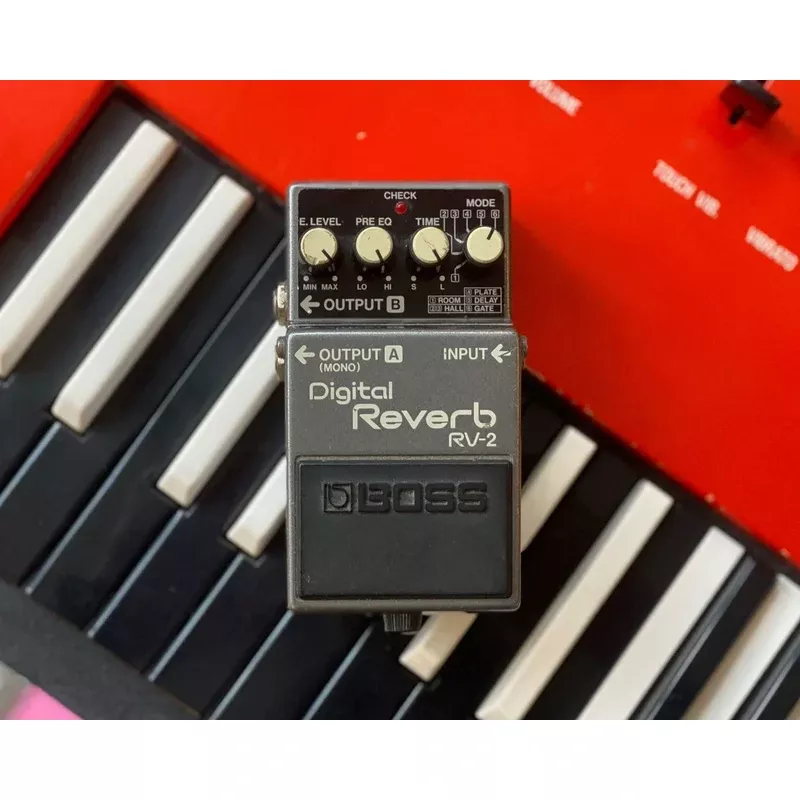 BOSS RV-2 Digital Reverb