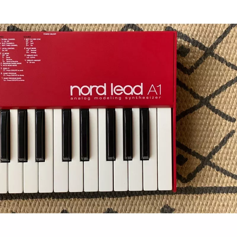 Clavia Nord Lead A1