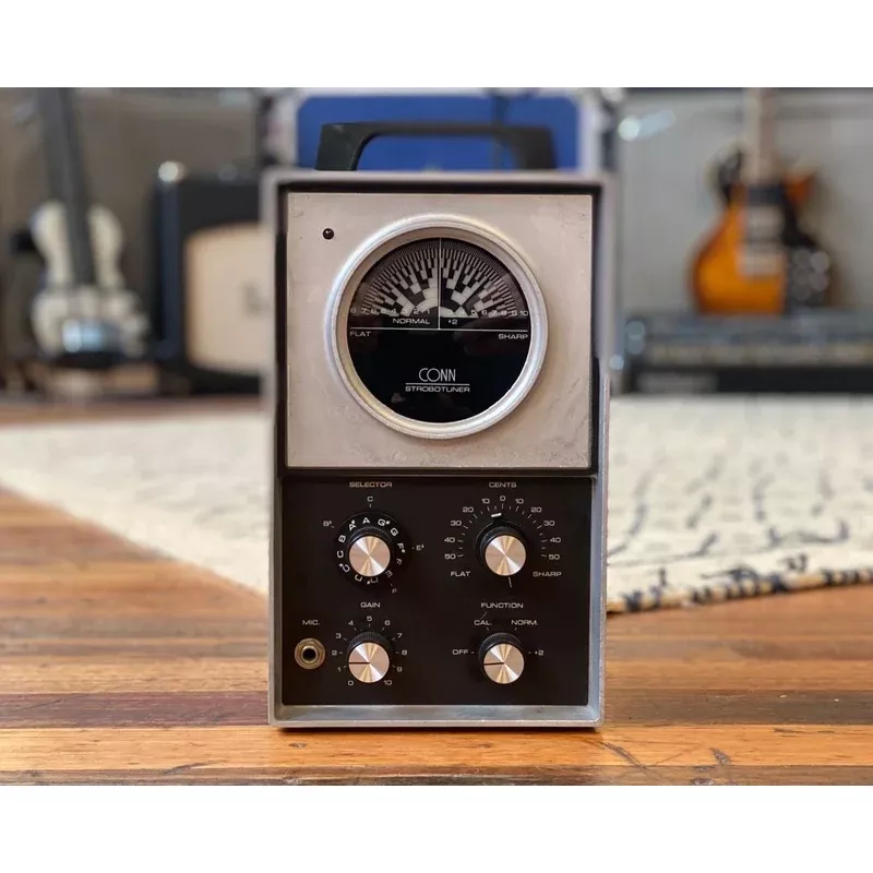 CONN ST-11 Strobo-Tuner