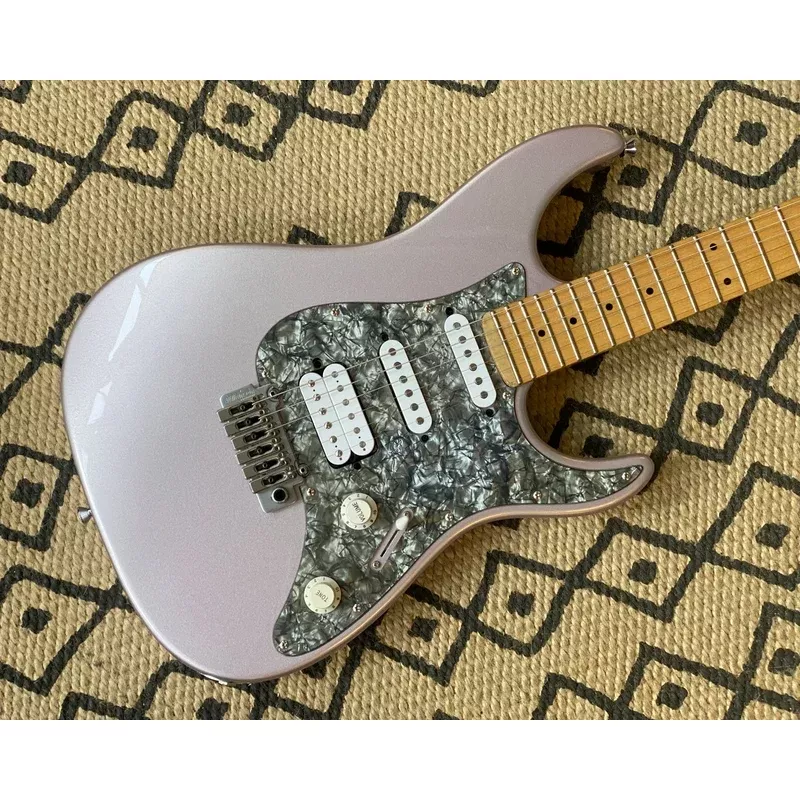 Crews Maniac Bottom’s UP With Style’ – ST-Style w/ Wilkinson Trem
