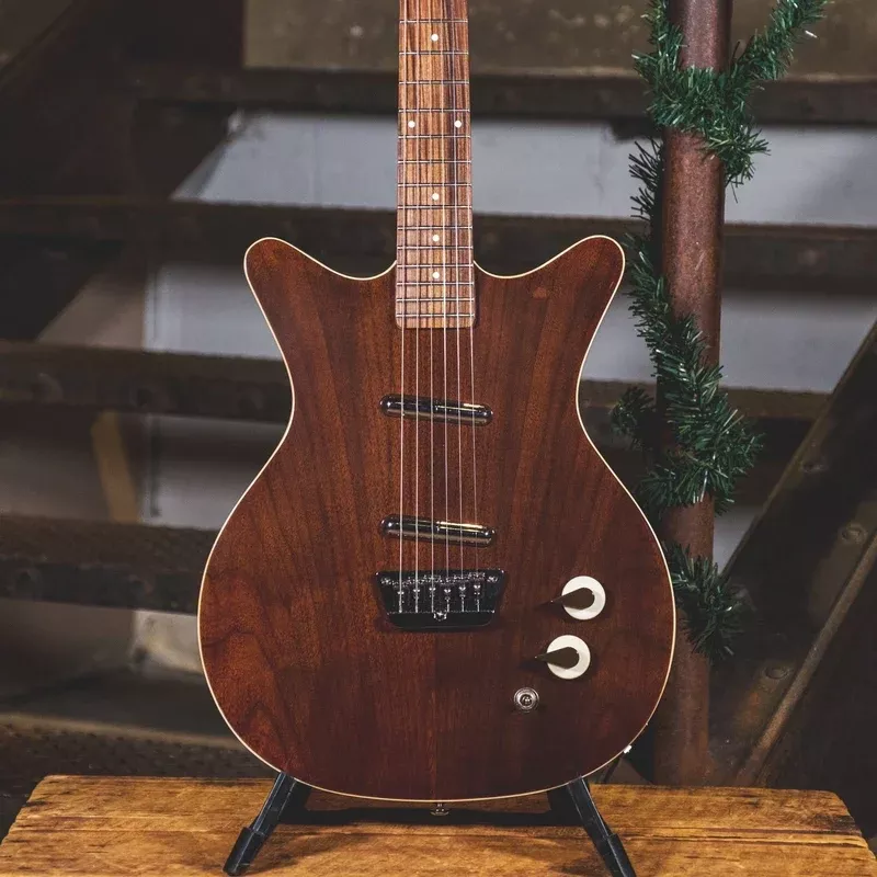 Danelectro D59 Divine Dark Walnut With Gig Bag – Used