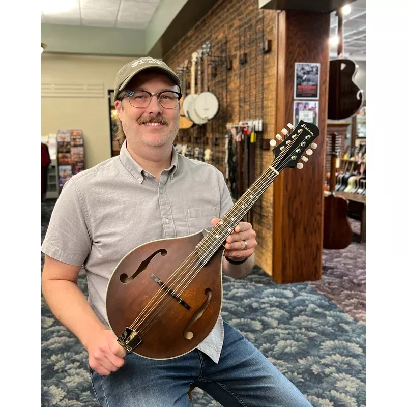 Eastman MD305 Classic Mandolin & Gigbag