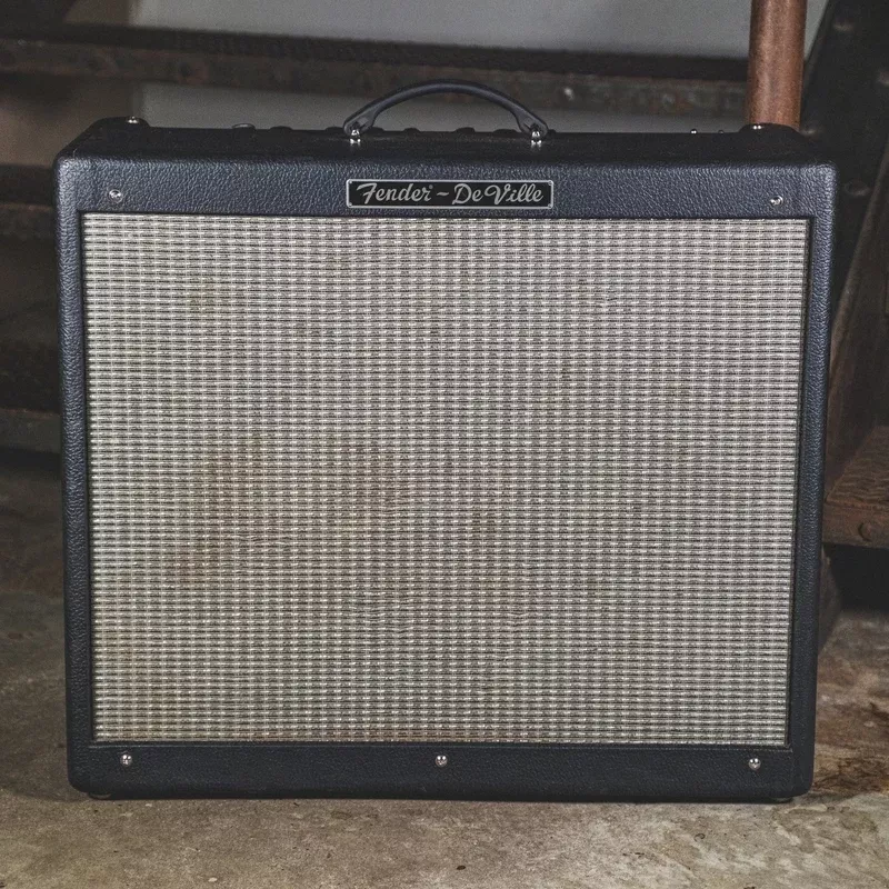 Fender Hot Rod DeVille 2×12 – Used