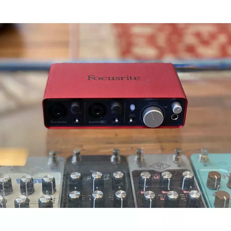 Focusrite Scarlett 2i2 (1st Gen)