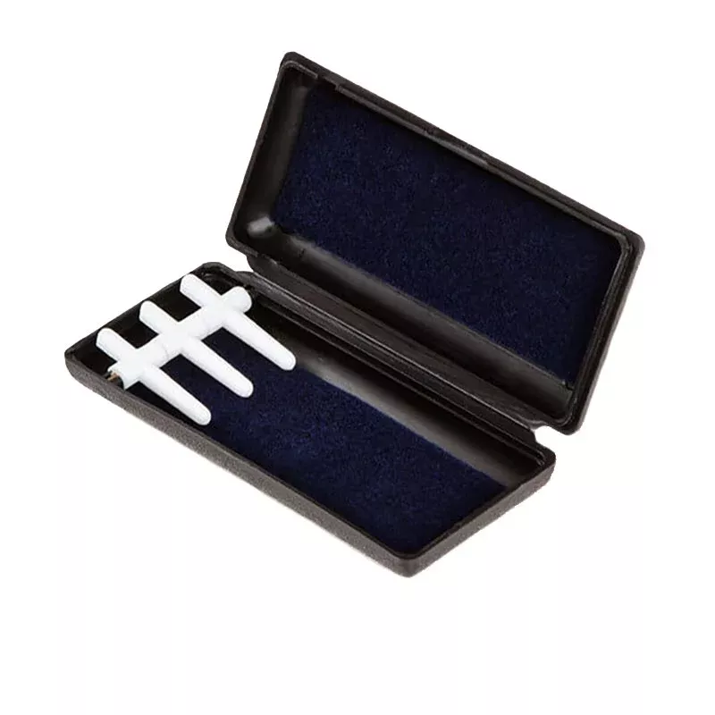 Fox 1243 Reed Case – Holds 3 Reeds for Oboe