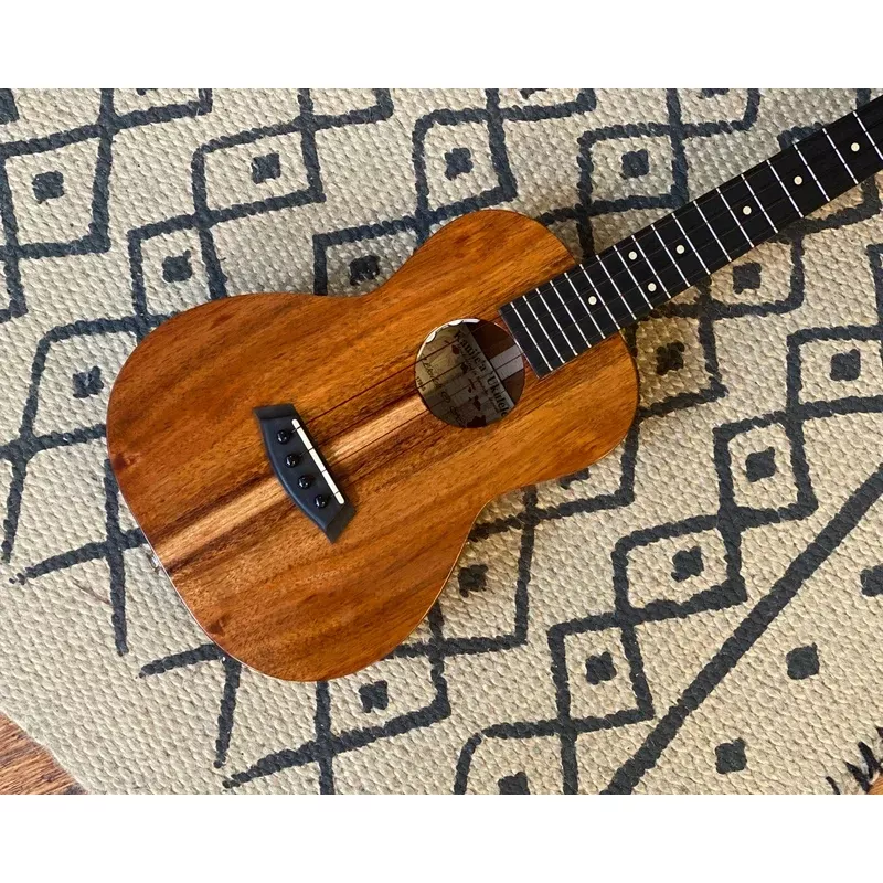 Kanile’a K-1TE Ukulele