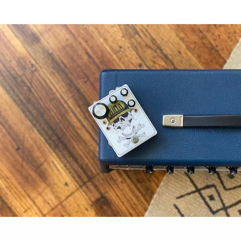 Kink Defender + Fuzz Pedal