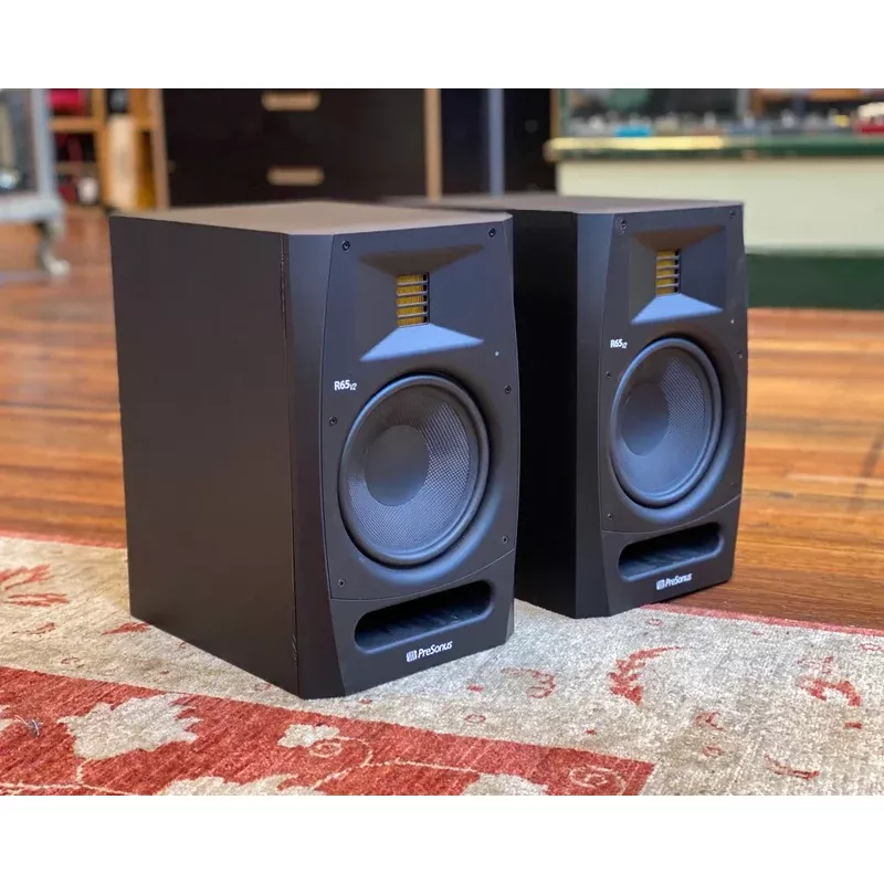 Presonus R65 V2