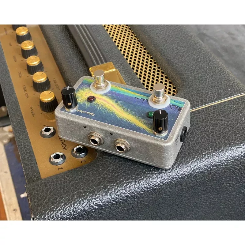 Saturnworks Active 2-Way Splitter w/ Switches & Level Control