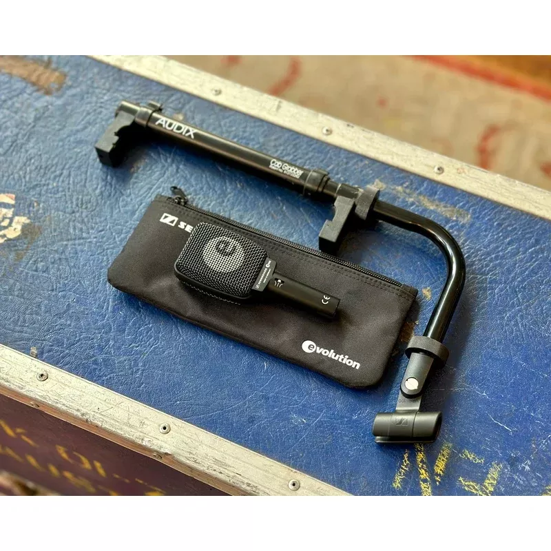 Sennheiser E906 w/ Audix Cab Grabber (Bundle)