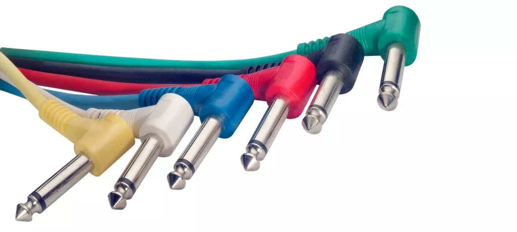 Stagg Mono patch cable, 6 x jack/jack (m/m, L-shaped), 60 cm (2'), moulded plastic – SPC060L E