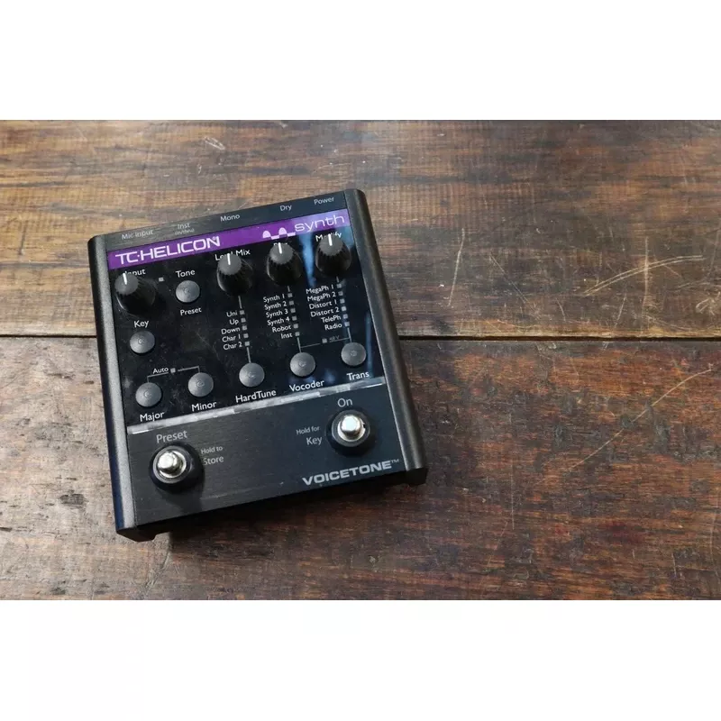 TC Helicon Voicetone Synth