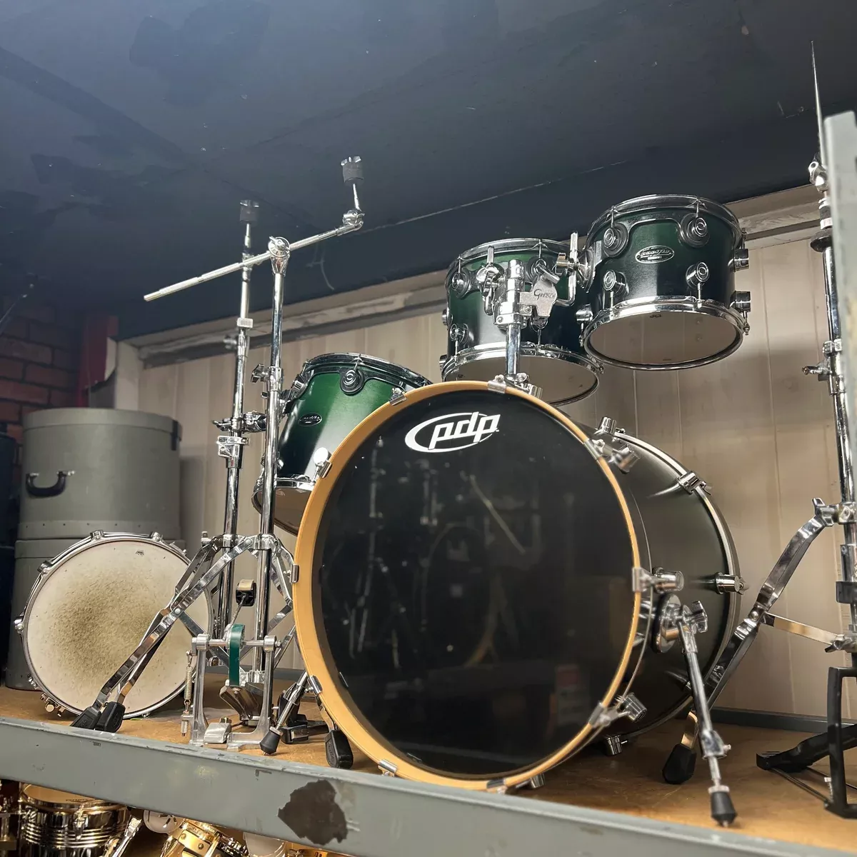 USED PDP Pacific MX Series 5 Pc Drum Set w/ Hardware and Bags (Green)