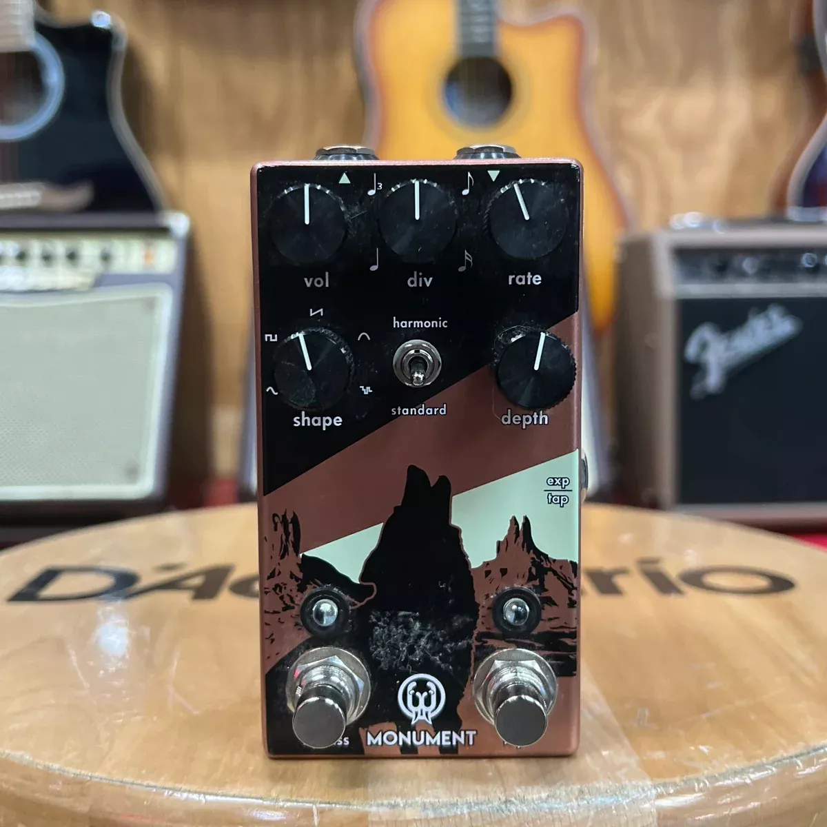 USED Walrus Audio Monument Tremolo V2 Effect Pedal