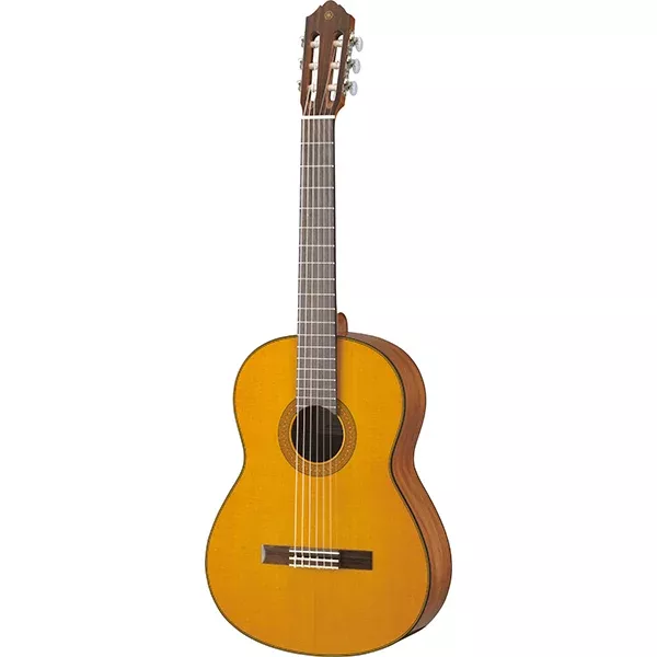 Yamaha CG142C Cedar Top Classical Guitar